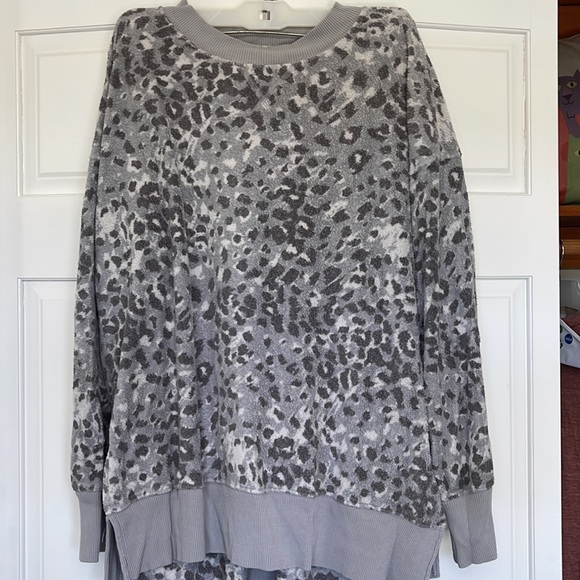 Aerie Animal Print Lounge Set - Picture 2 of 6